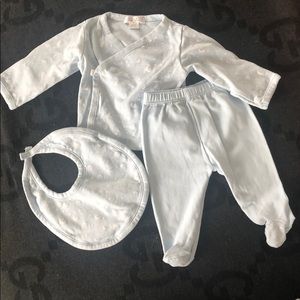 Kissy kissy 0-3 month outfit with bib